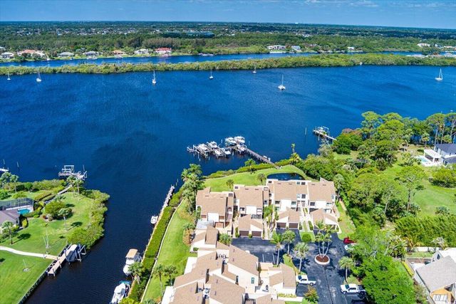1102 SE Mitchell Avenue 205, Port St. Lucie, FL 34952