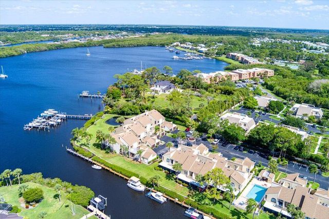 1102 SE Mitchell Avenue 205, Port St. Lucie, FL 34952