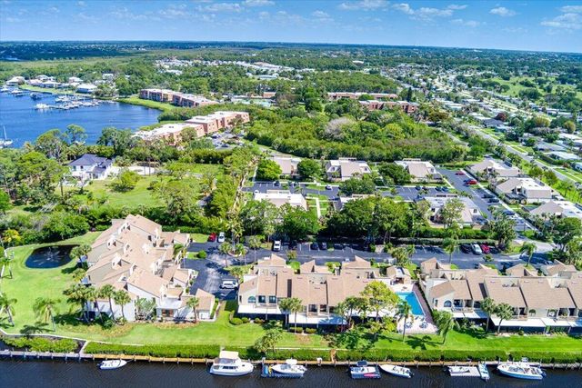 1102 SE Mitchell Avenue 205, Port St. Lucie, FL 34952