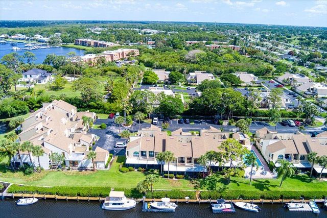 1102 SE Mitchell Avenue 205, Port St. Lucie, FL 34952