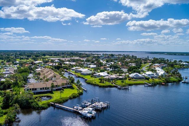 1102 SE Mitchell Avenue 205, Port St. Lucie, FL 34952