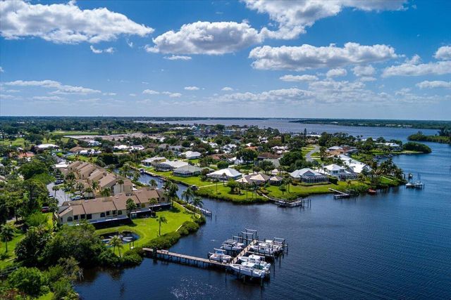 1102 SE Mitchell Avenue 205, Port St. Lucie, FL 34952