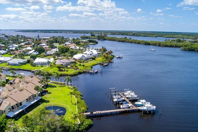 1102 SE Mitchell Avenue 205, Port St. Lucie, FL 34952