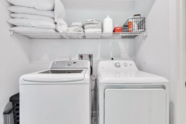 27 Running Light Way, Mashpee, MA 02649