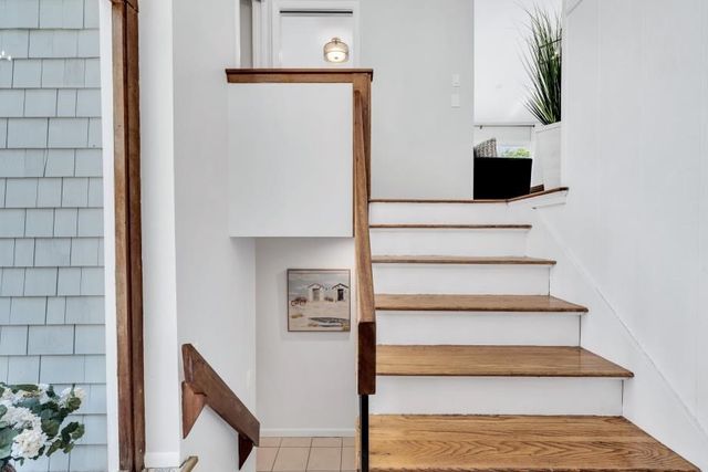 27 Running Light Way, Mashpee, MA 02649