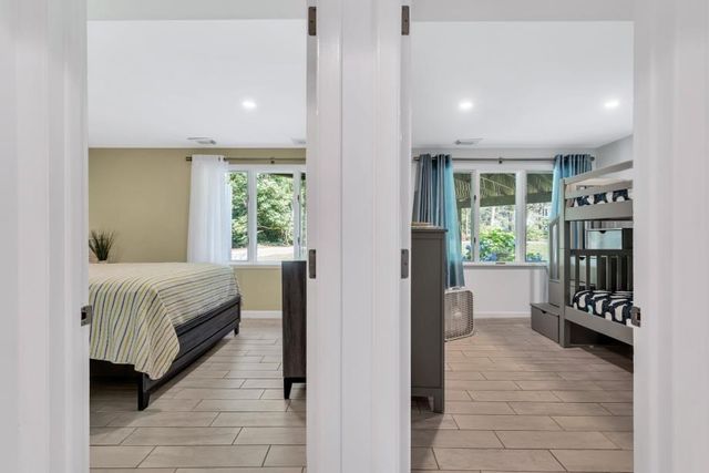27 Running Light Way, Mashpee, MA 02649