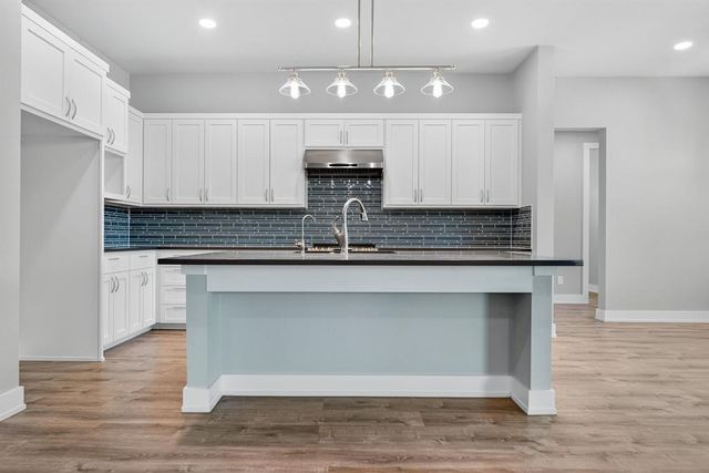 21603 Thomas CV, Lago Vista, TX 78645