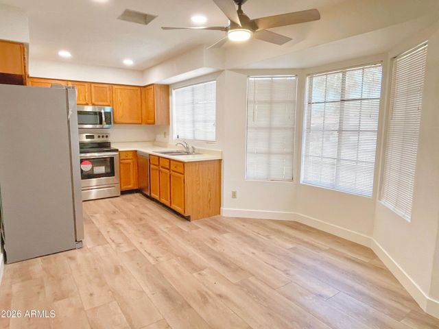 6816 E Kings Avenue, Scottsdale, AZ 85254