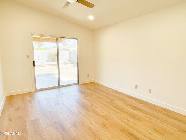 6816 E Kings Avenue, Scottsdale, AZ 85254
