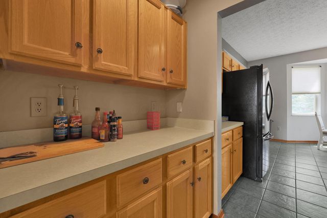 825 Brookside Drive, Pickerington, OH 43147
