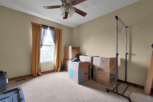 825 Brookside Drive, Pickerington, OH 43147