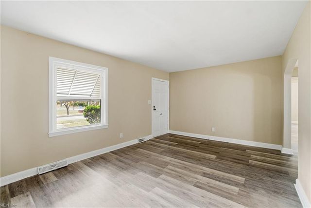 504 N Shore RD, Norfolk, VA 23505