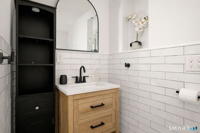 233 Glenbrook Road, Stamford, CT 06906