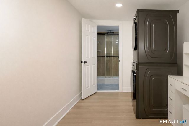 233 Glenbrook Road, Stamford, CT 06906