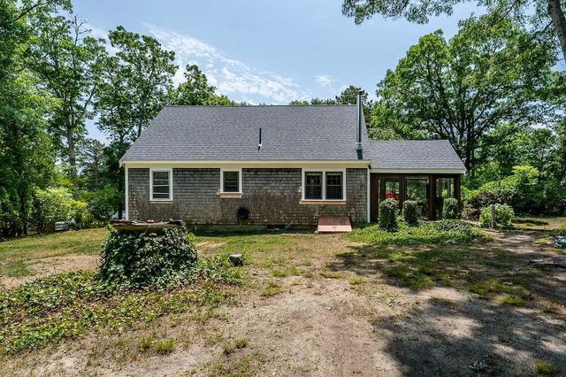26 Adrena Avenue, Centerville, MA 02632