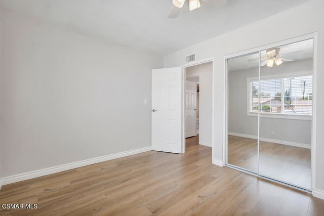 989 N Planetree Avenue, Simi Valley, CA 93065