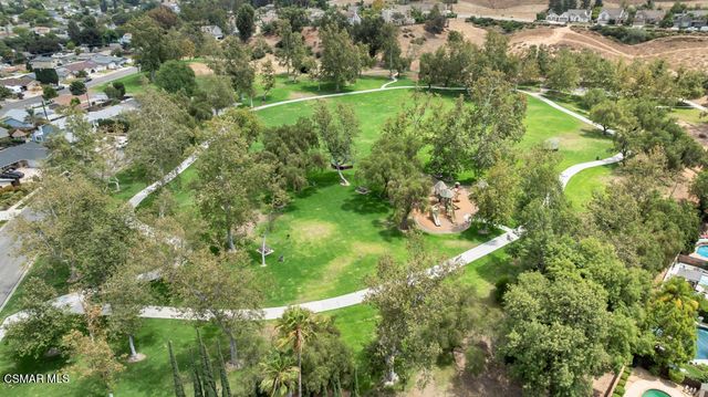 989 N Planetree Avenue, Simi Valley, CA 93065