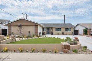 989 N Planetree Avenue, Simi Valley, CA 93065