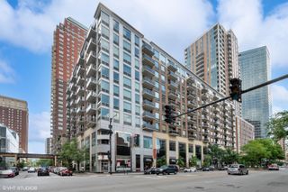 1 E 8th Street 606, Chicago, IL 60605