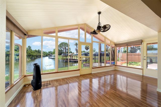 5330 KINGS COURT, Fruitland Park, FL 34731