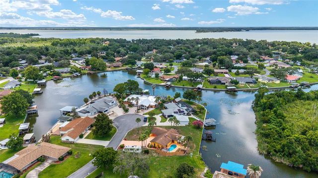 5330 KINGS COURT, Fruitland Park, FL 34731