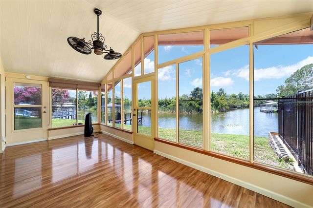 5330 KINGS COURT, Fruitland Park, FL 34731