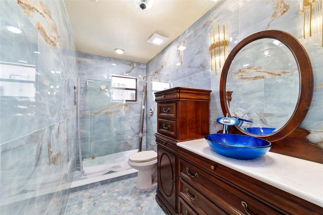 5330 KINGS COURT, Fruitland Park, FL 34731