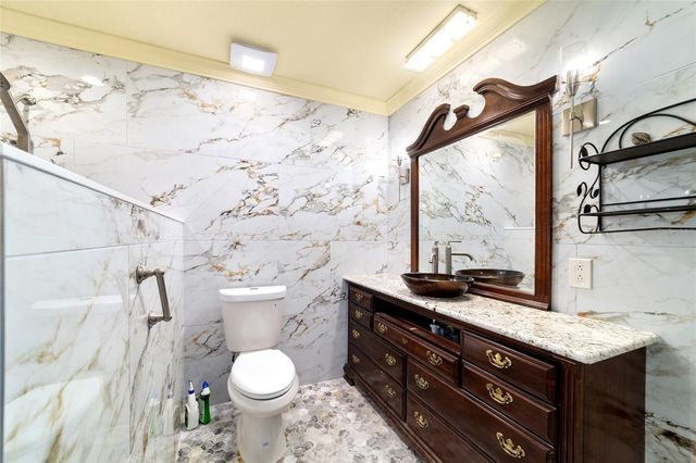 5330 KINGS COURT, Fruitland Park, FL 34731