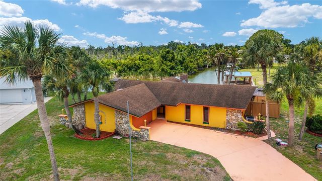 5330 KINGS COURT, Fruitland Park, FL 34731