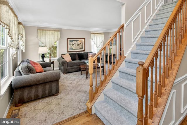 7 CAVESSON TRL, Sewell, NJ 08080