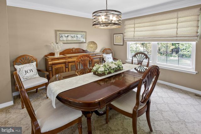 7 CAVESSON TRL, Sewell, NJ 08080