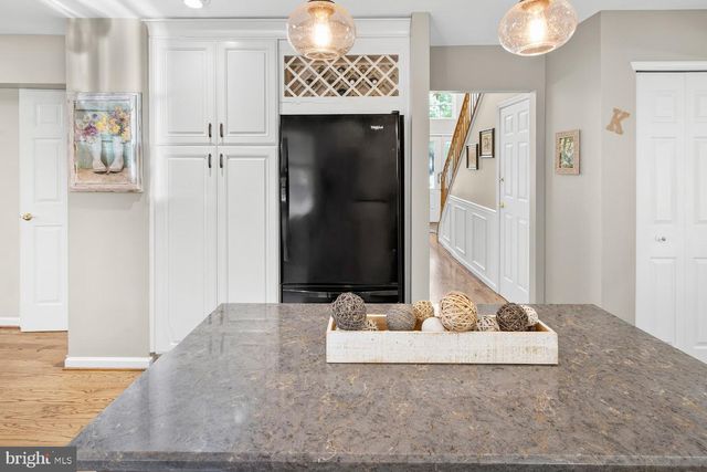 7 CAVESSON TRL, Sewell, NJ 08080