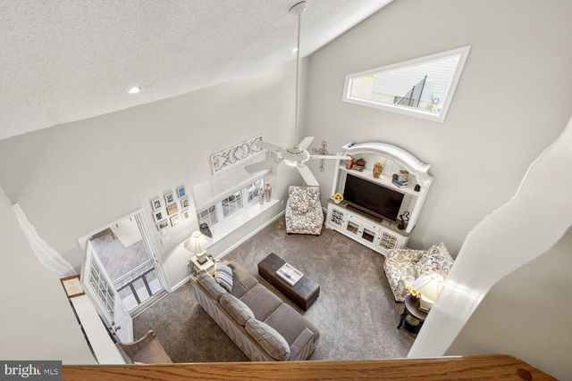 7 CAVESSON TRL, Sewell, NJ 08080