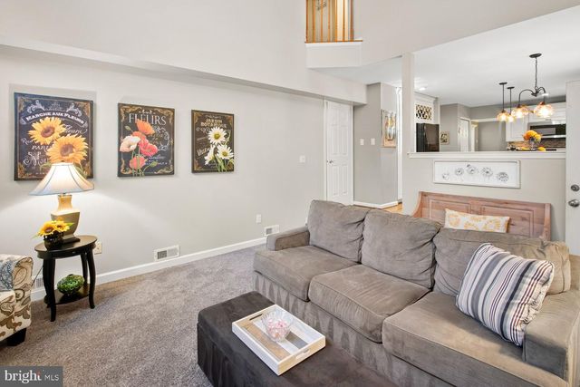 7 CAVESSON TRL, Sewell, NJ 08080