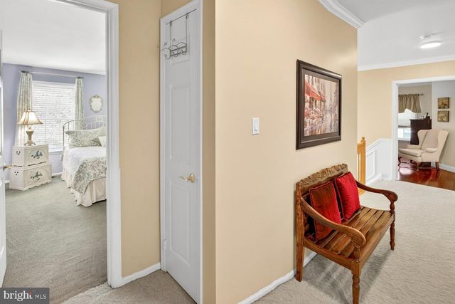 7 CAVESSON TRL, Sewell, NJ 08080