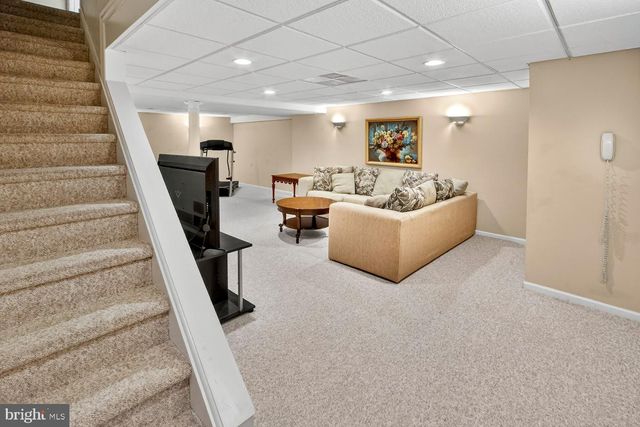 7 CAVESSON TRL, Sewell, NJ 08080