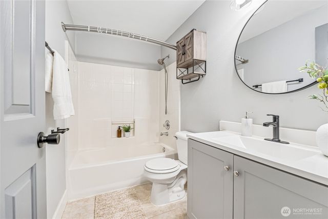 2411 82nd Avenue NE, Lake Stevens, WA 98258