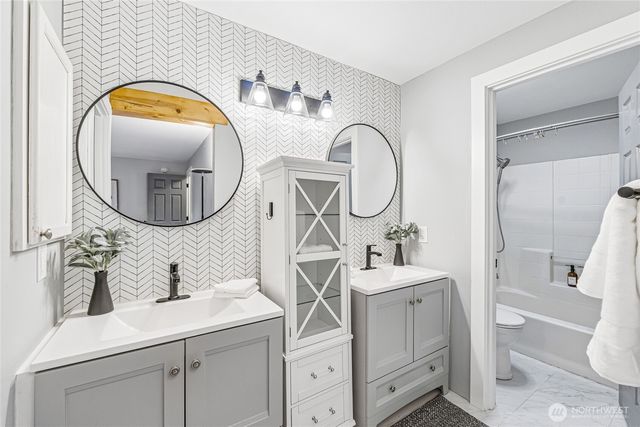 2411 82nd Avenue NE, Lake Stevens, WA 98258