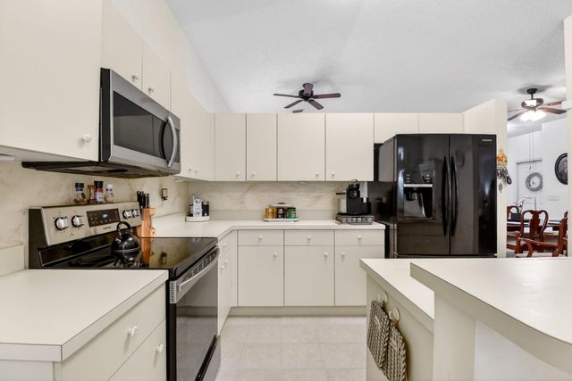 8038 Stirrup Cay Court, Boynton Beach, FL 33436