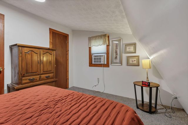 15282 Clapper Hollow Road, Laurelville, OH 43135