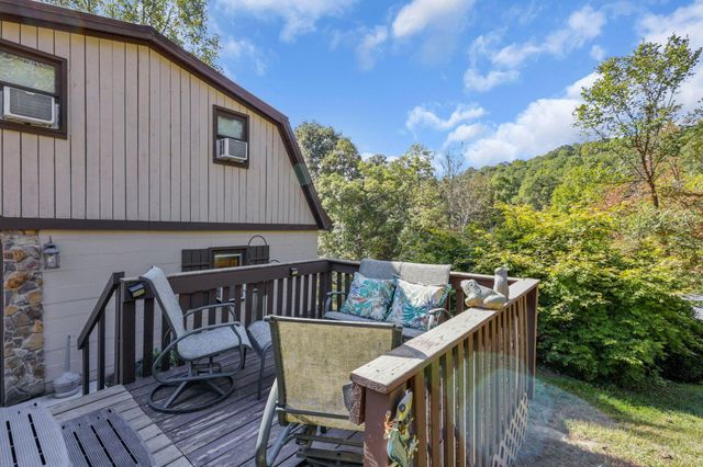 15282 Clapper Hollow Road, Laurelville, OH 43135