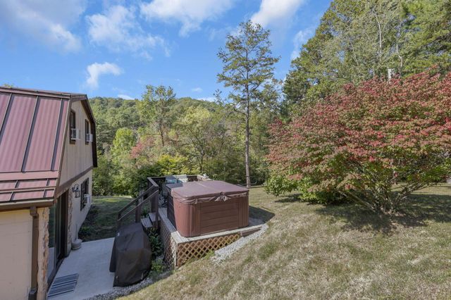 15282 Clapper Hollow Road, Laurelville, OH 43135