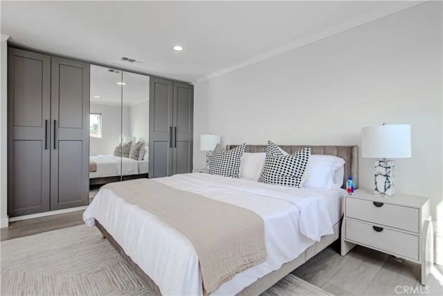 507 N Formosa, Los Angeles, CA 90036