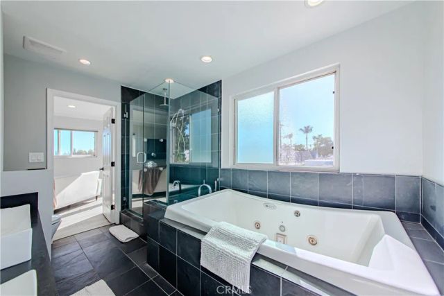 507 N Formosa, Los Angeles, CA 90036