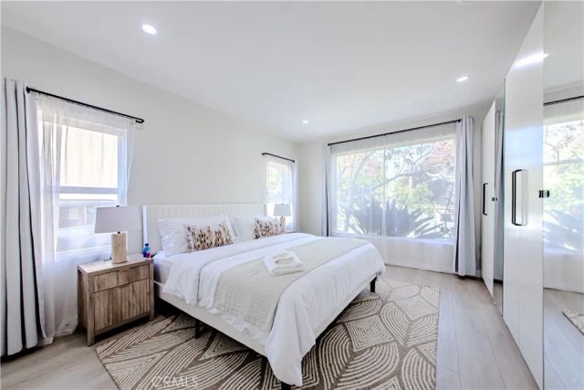 507 N Formosa, Los Angeles, CA 90036