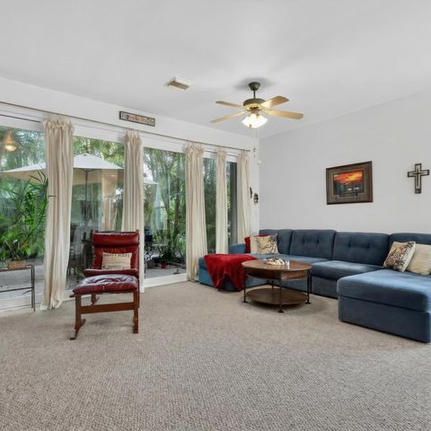 1950 NE 7th Street 105, Deerfield Beach, FL 33441