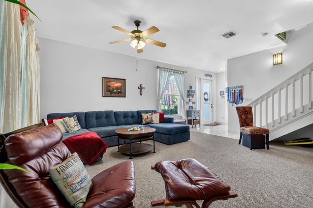 1950 NE 7th Street 105, Deerfield Beach, FL 33441