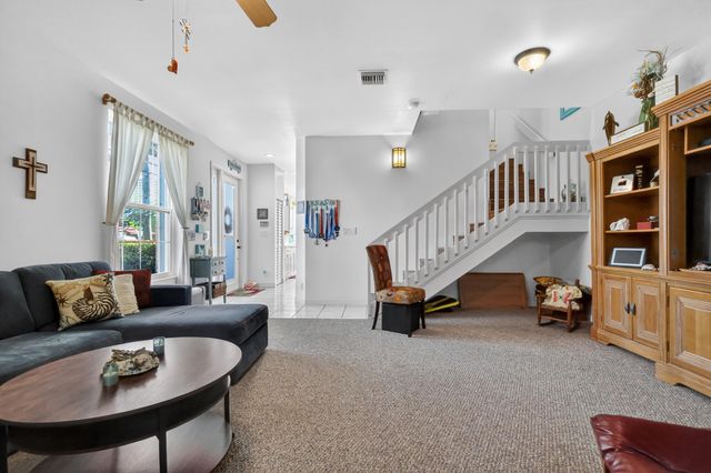 1950 NE 7th Street 105, Deerfield Beach, FL 33441