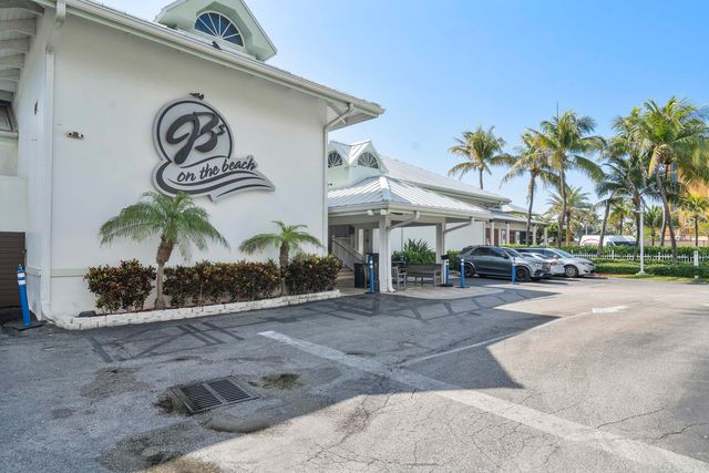 1950 NE 7th Street 105, Deerfield Beach, FL 33441