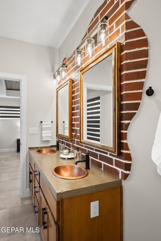 1531 E Rio Grande Avenue, El Paso, TX 79902